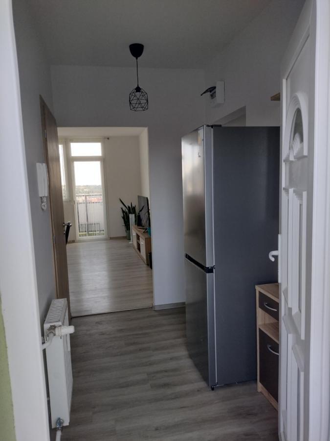 Appartement Kilato Apartman à Tapolca Extérieur photo