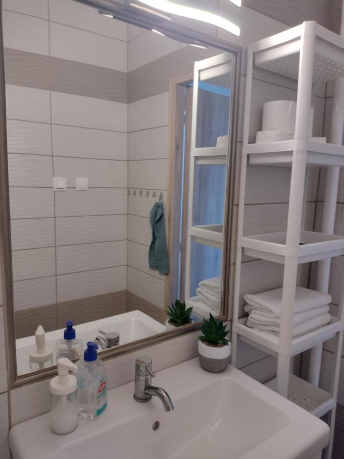 Appartement Kilato Apartman à Tapolca Extérieur photo